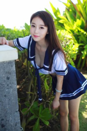蛋糕上的草莓