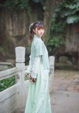 师兄撞鬼在线观看完整版免费观看