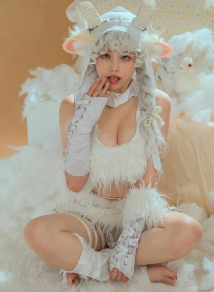 图书馆的她动漫