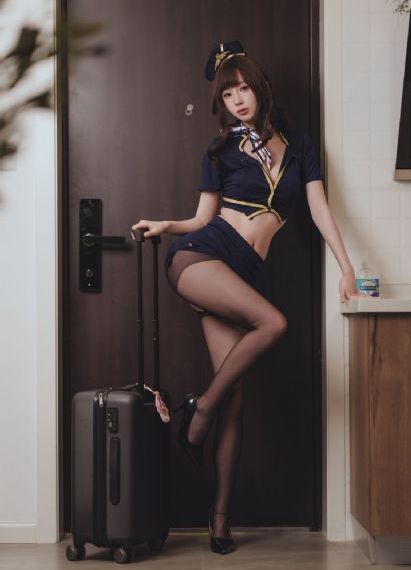 女女女
