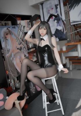 两个裸男脱了裤子摸j视频